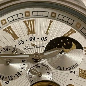 Lucion Piccard Unisex Watch